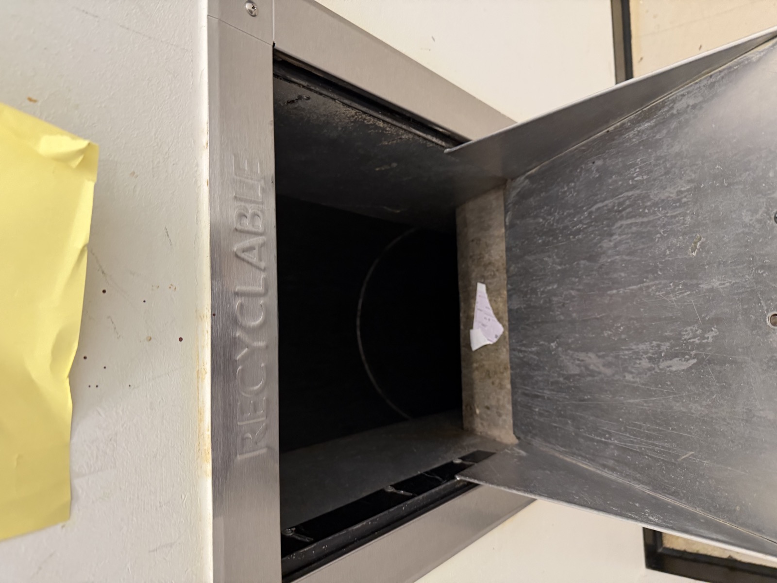 Floor 3 - Recycle Chute